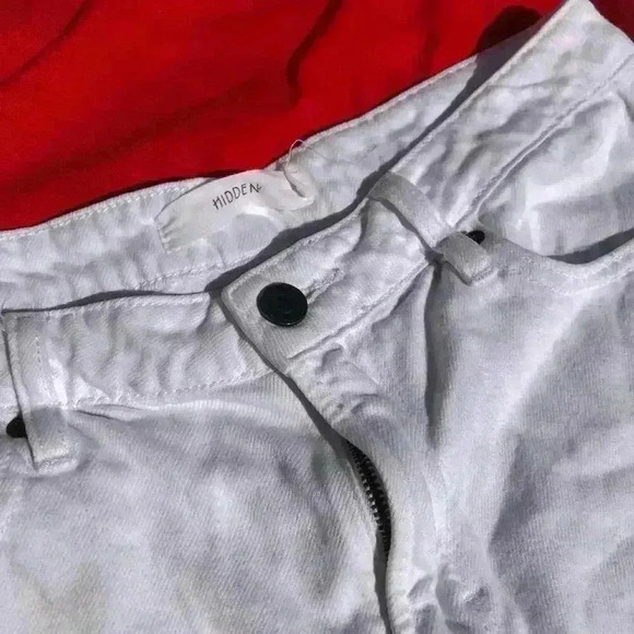 HIDDEN WHITE HIGH WAIST FRAYED HEM R  CUTOFF SHORTS SIZE MEDIUM - Picture 12 of 13